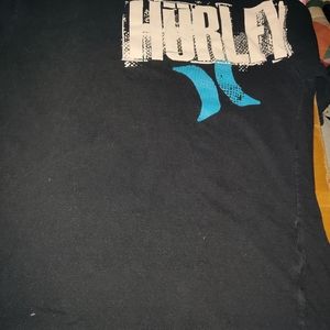 Hurley t shirt